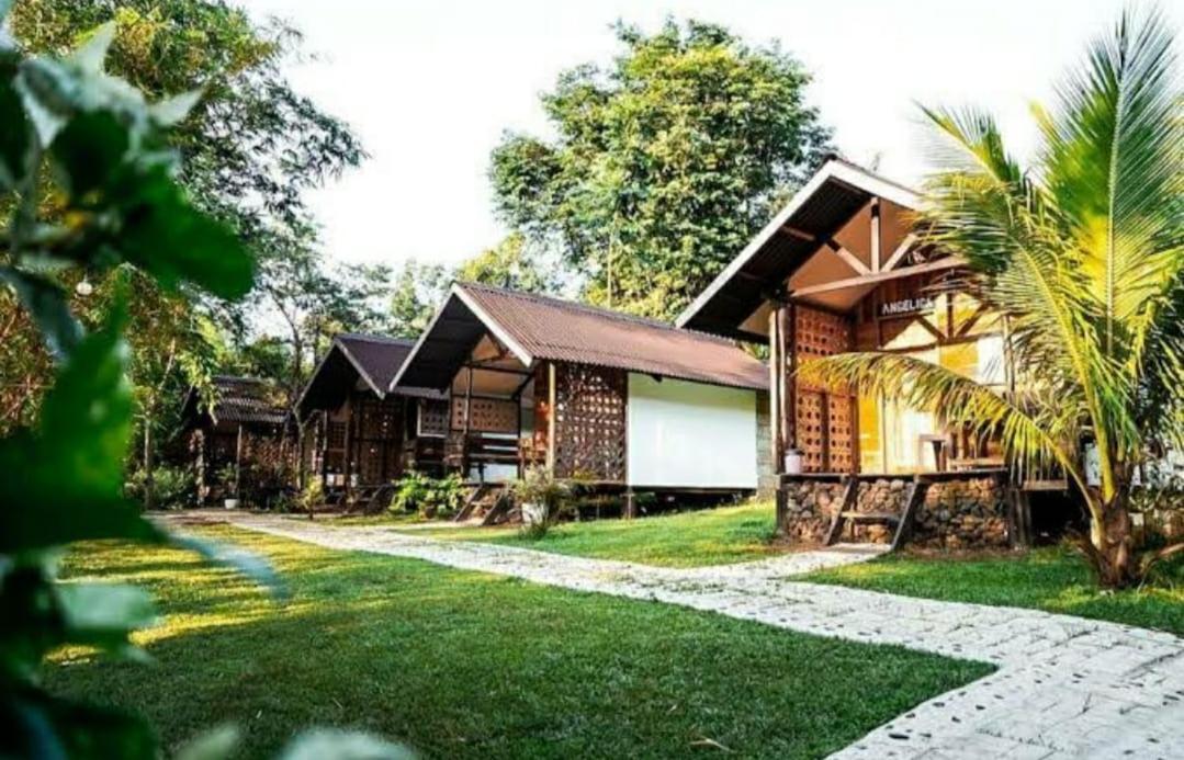 Banlaw Garden Resort プエルト・プリンセサ エクステリア 写真