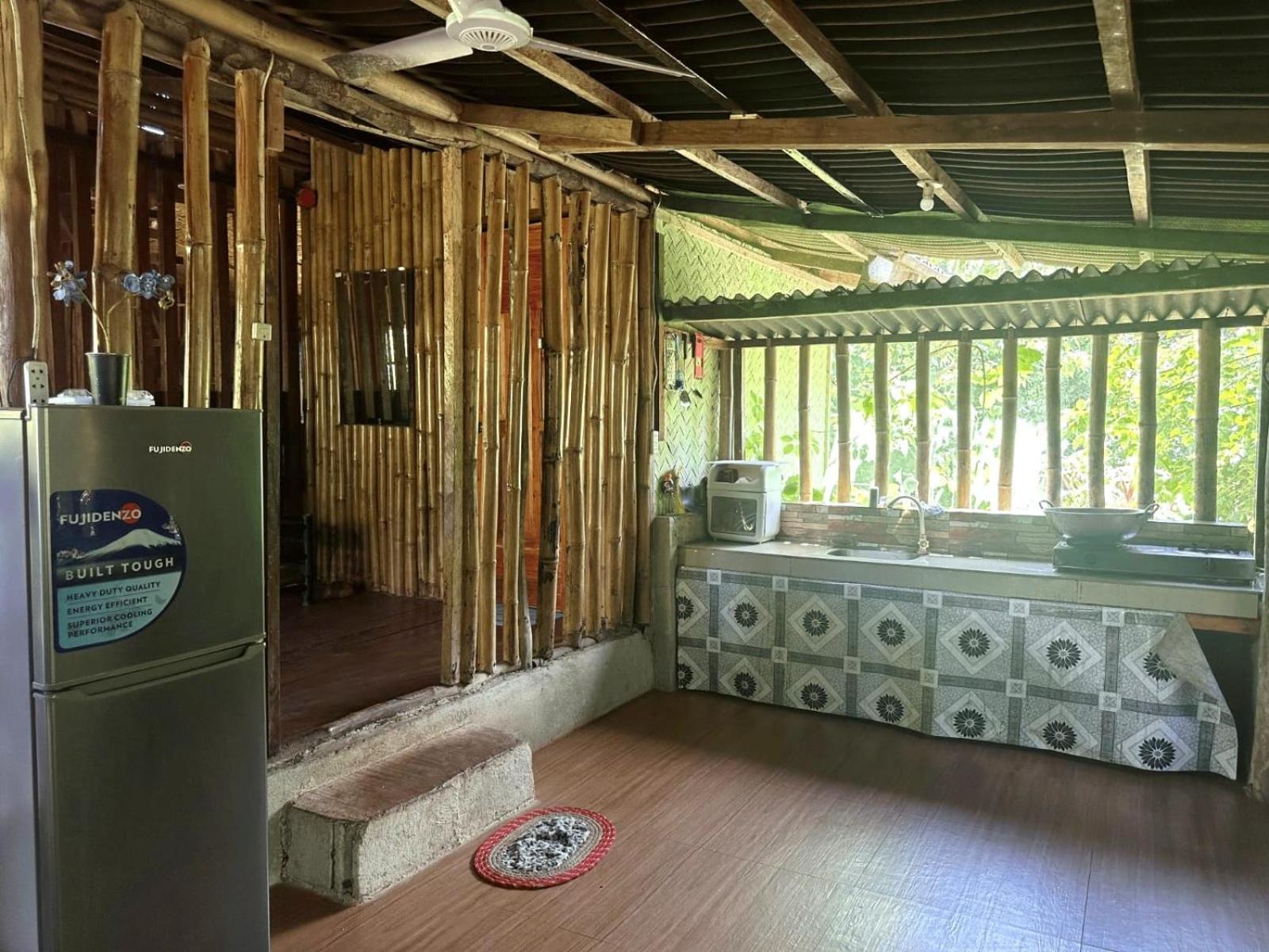 Banlaw Garden Resort プエルト・プリンセサ エクステリア 写真